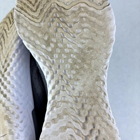 Nike Epic Phantom React Flyknit Sneakers Gray 7 - Picture 9 of 10